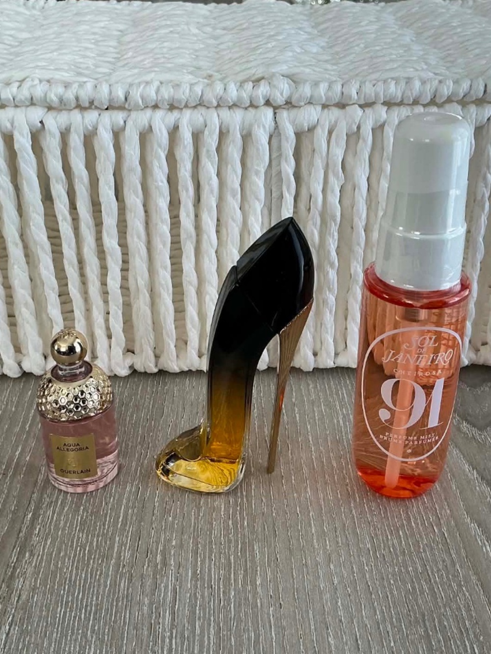 Scents samples + soap exfoliating bag